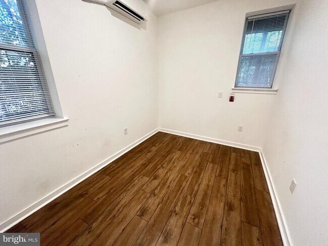 Photo - 405 S 42nd St Unidad 1C