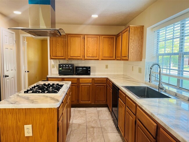 Photo - 8815 Crazy Horse Trail