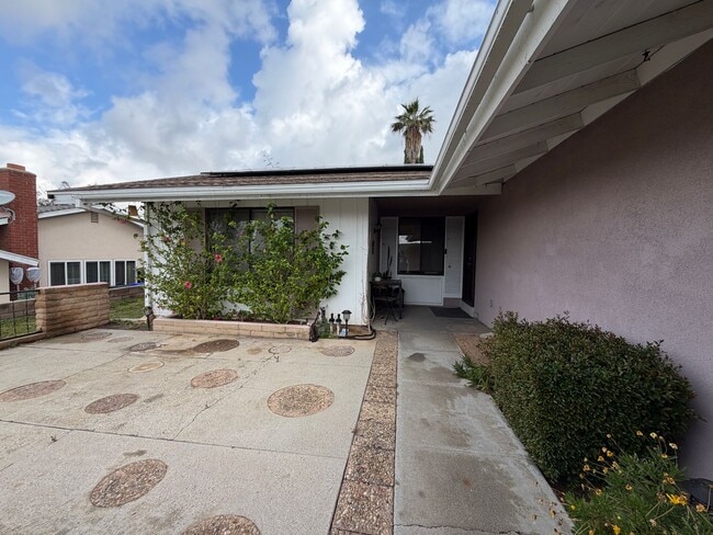 Photo - 3668 28th St E