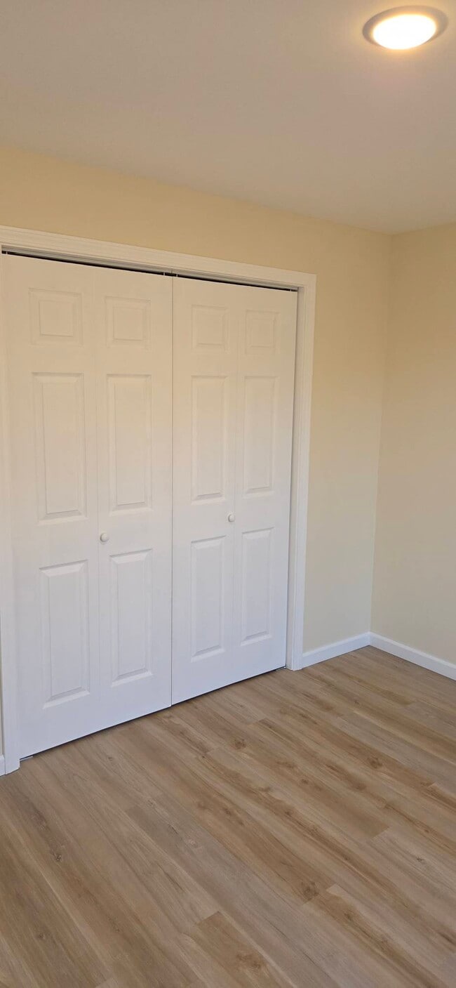 Photo - 4656 Model City Rd