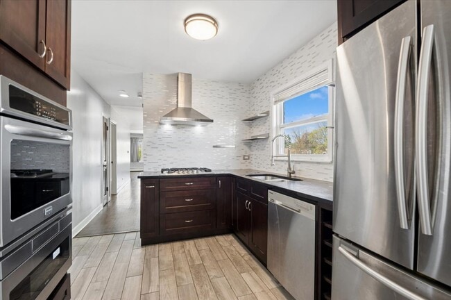 Photo - 4951 W Foster Ave Unit 2