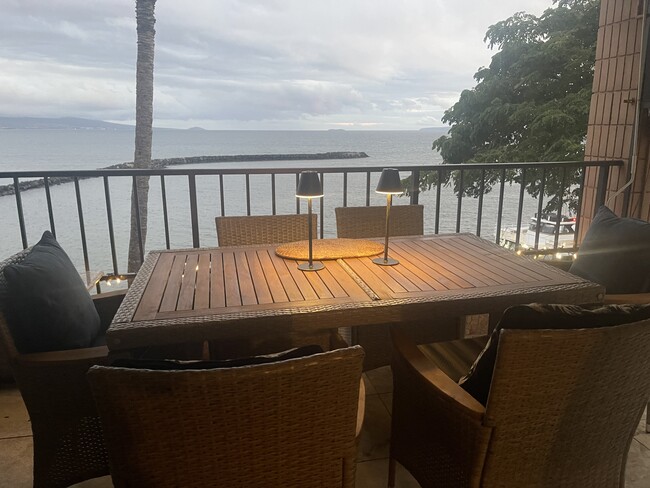 Photo - 30 Hauoli St Unit #410