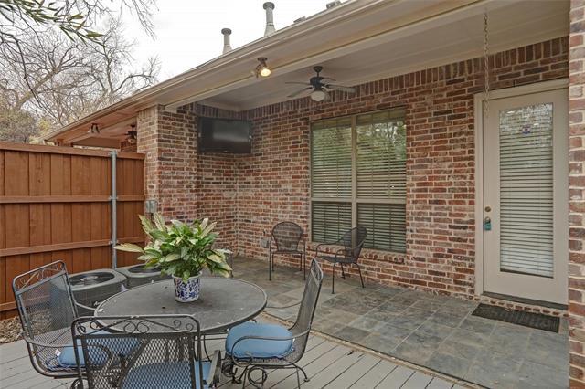 Photo - 6010 La Vista Dr