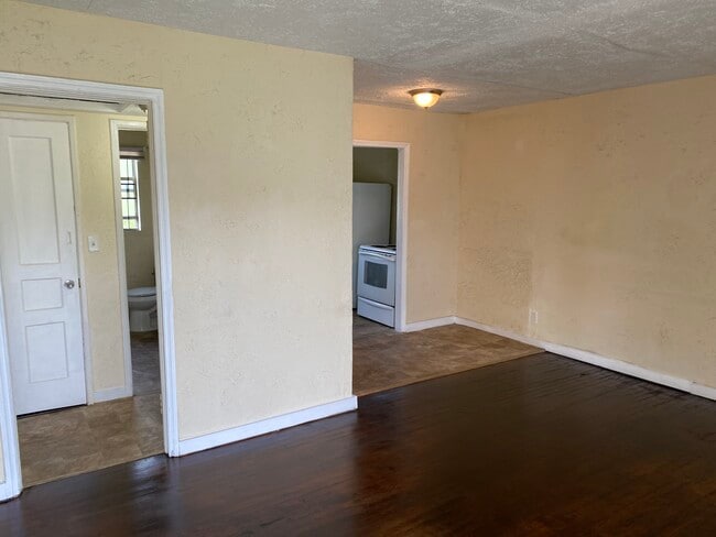 Photo - 19th Street SW Duplex Unit 220