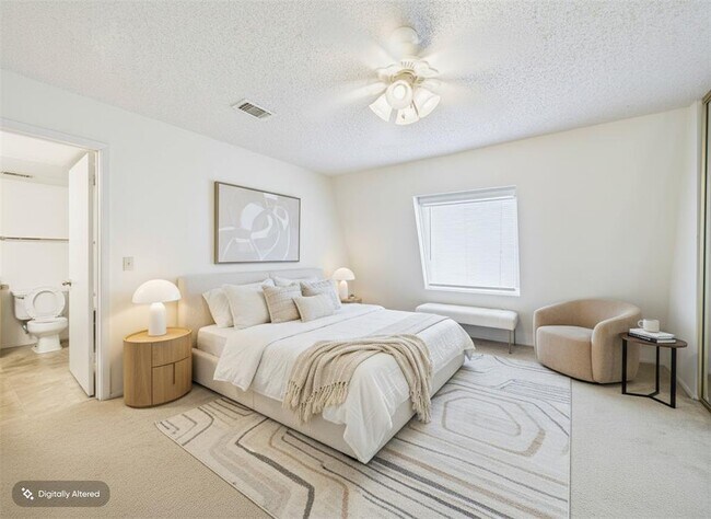 Building Photo - 3115 Helms St Unit 301