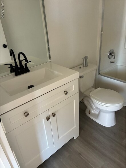 Photo - 2524 Adelante Ave