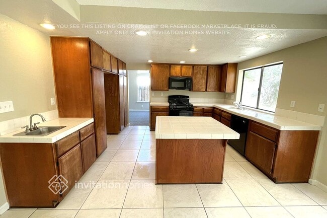 Photo - 4640 Vitrina Ln