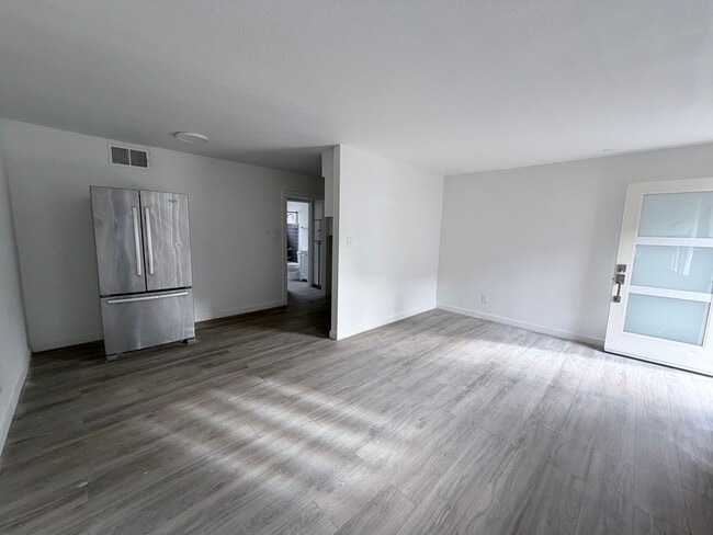 Photo - Recently remodeled 1 bedroom in West Redding