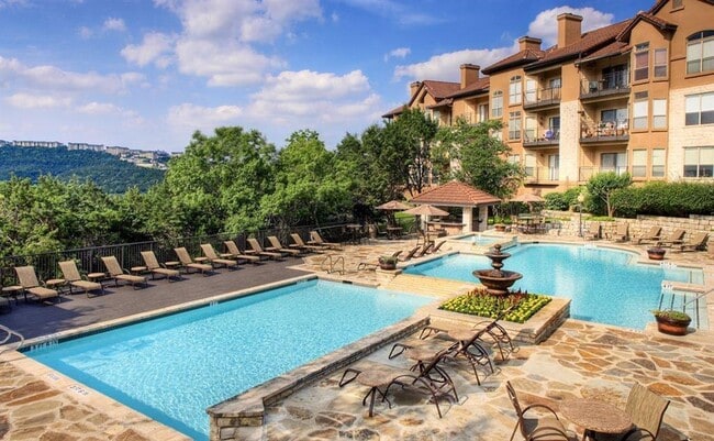 Building Photo - 6000 Shepherd Mountain Cove Unit 1401