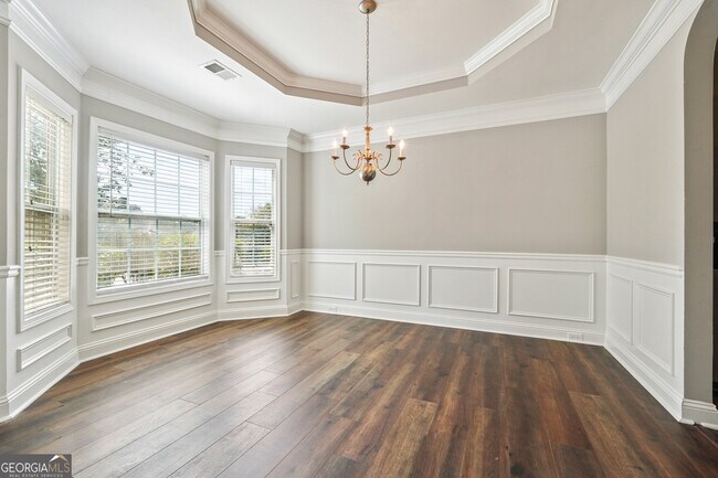 Photo - 405 Ashley Ln