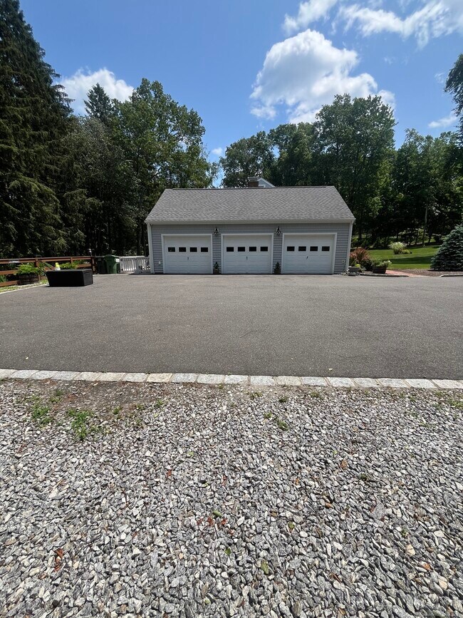 Photo - 124 Wilson Rd House