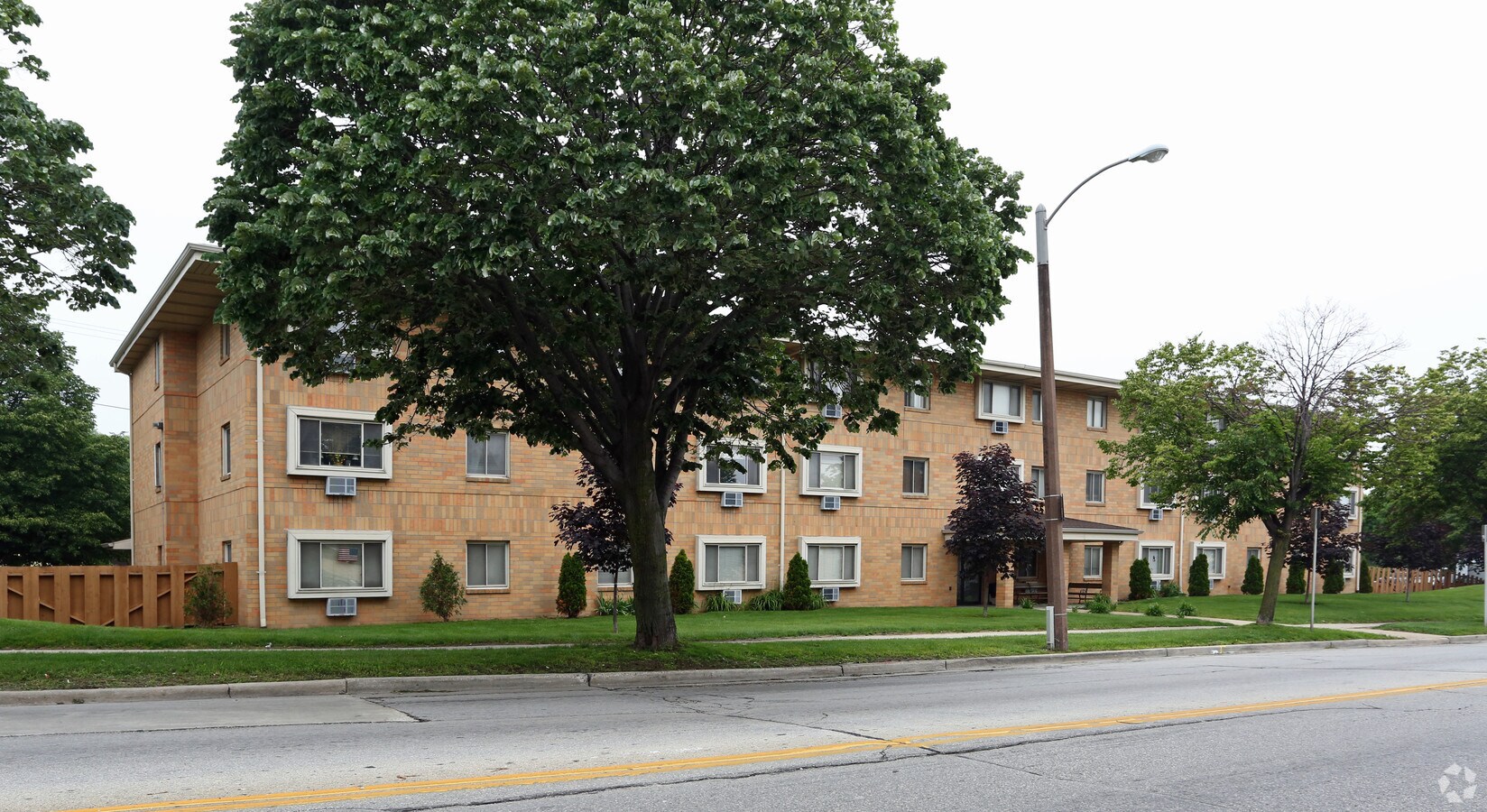 Photo - La Paz Apartments