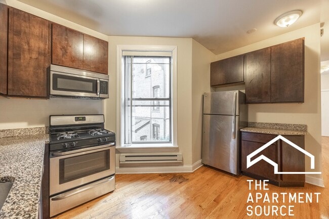Photo - 1230 N Dearborn St Unit 2