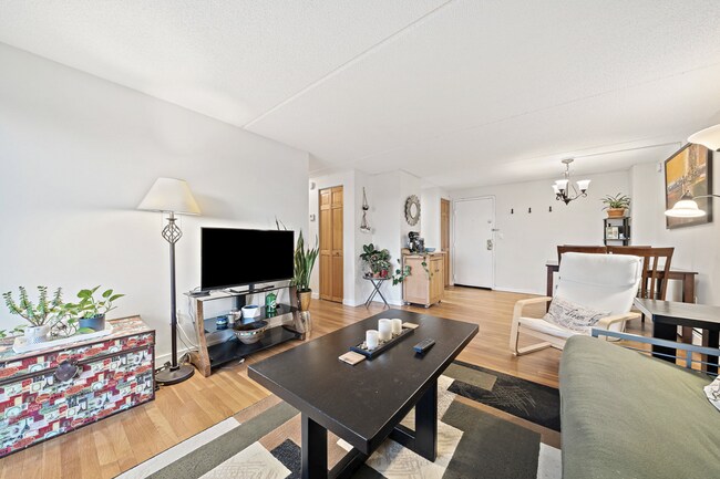 Photo - 12 Ellery St Unit 603