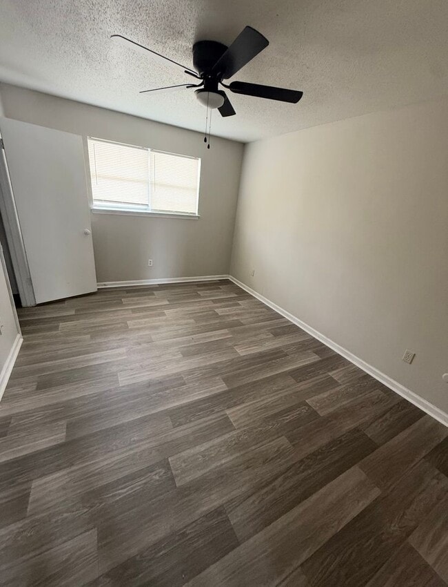 Photo - West Rock Gardens Apartments