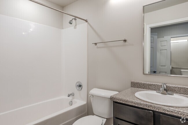 3BR, 2BA - 1145SF - Bathroom 1