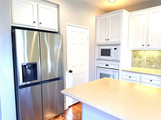 Photo - 16 Ellistone