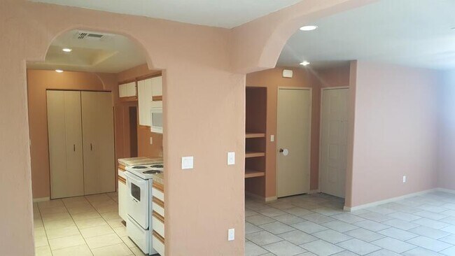 Photo - 3906 Balsa Ave
