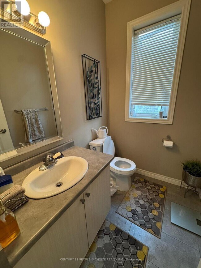 Photo - 120 Vineberg Dr