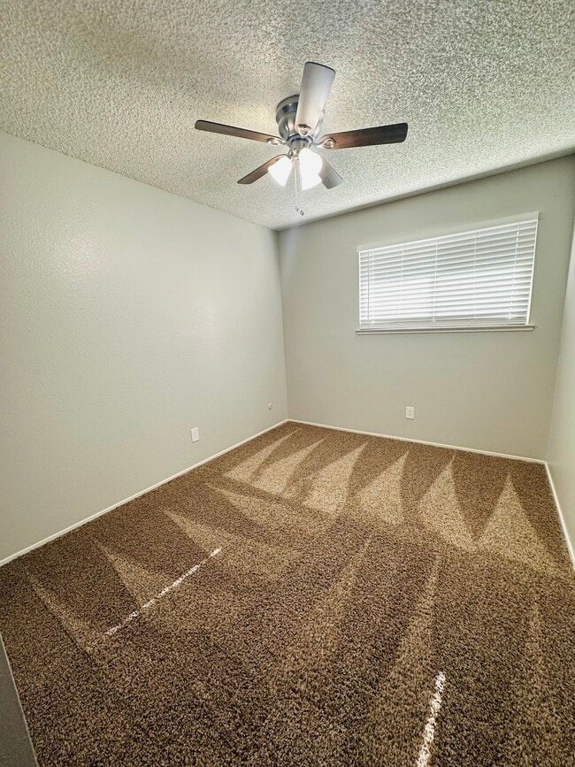 Whitney Villa Apartments