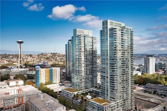 Insignia Condominiums ~ Belltown/South Lak... - Insignia Condominiums ~ Belltown/South Lak... Unit 1905S