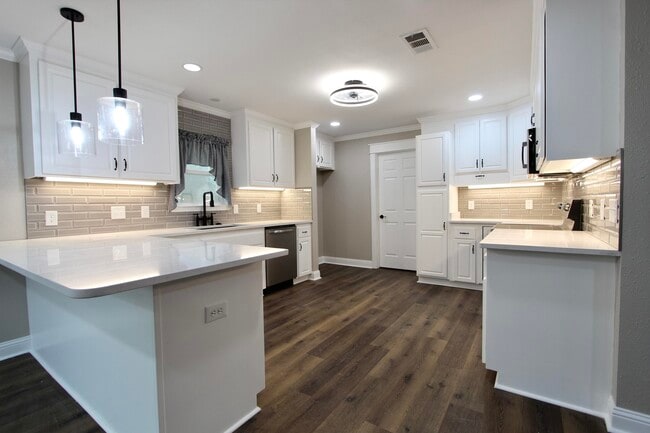 Photo - 4052 Randi Rd