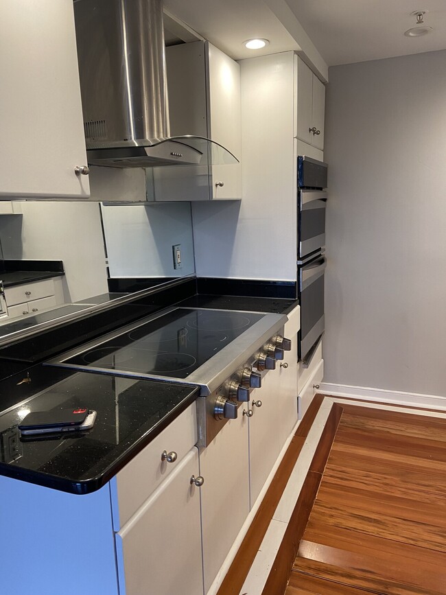 Photo - 10001 Windstream Dr #907