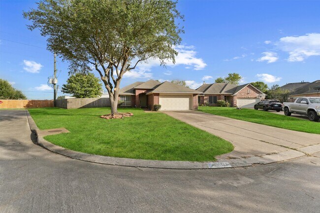 Photo - 14631 Englebrook Dr