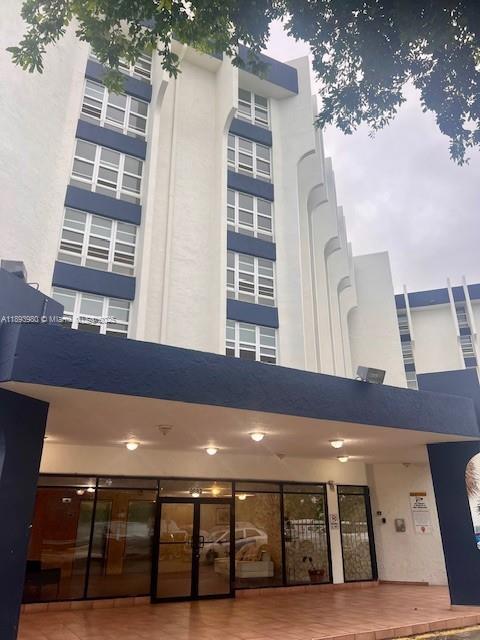 Building Photo - 9682 Fontainebleau Blvd Unit 709