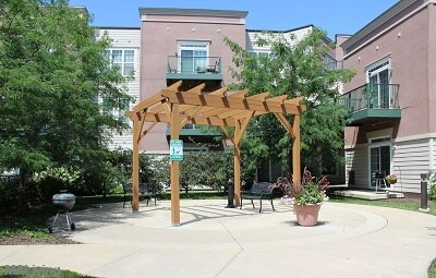 Lion's Gate at Grandview