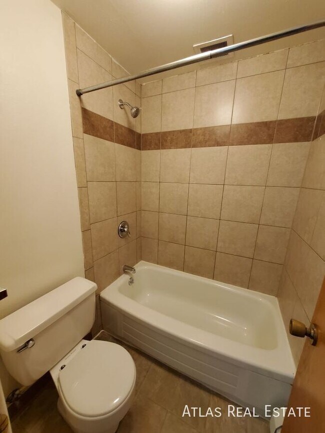Photo - 207 Mathews St Unit 6