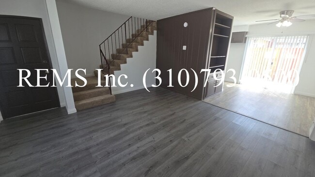 Building Photo - 2012 Marshallfield Ln Unit A
