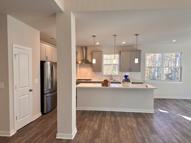 Photo - 9213 Moldova Rd