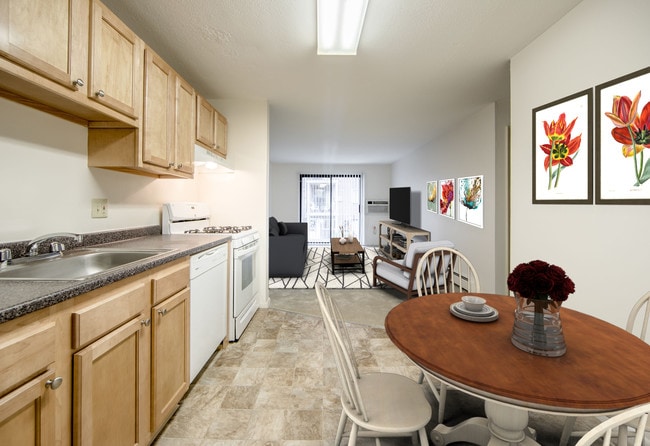 LOWELL ARMS APARTMENTS