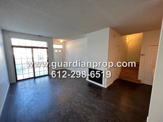 Photo - Woodbury Townhouse Available November 1, U...