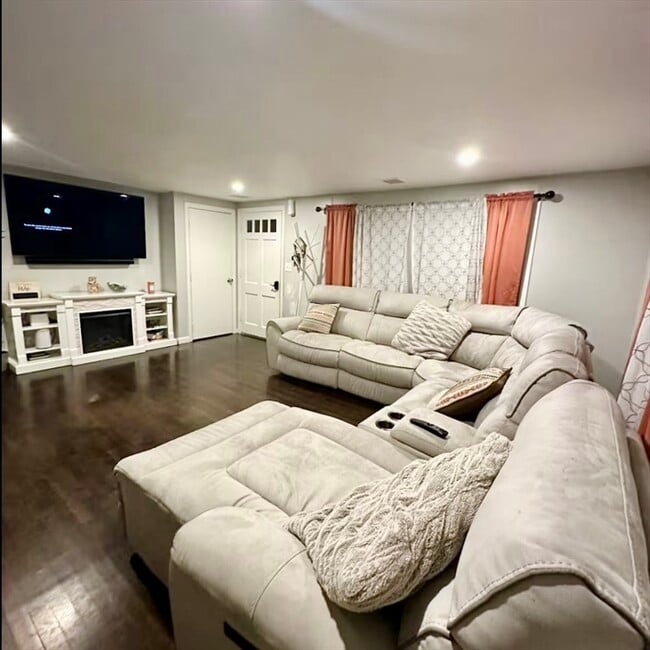 Photo - 29 Fresh Pond Cir