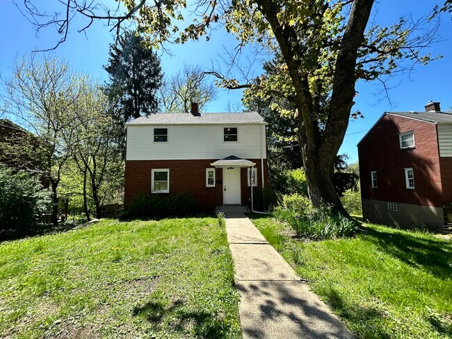 Photo - 124 Idlewood Rd House