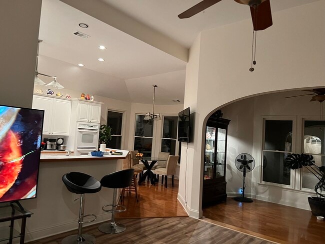 Photo - 1209 Wood Iris Ln