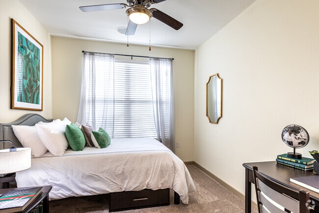 4BR, 4BA - 1518SF