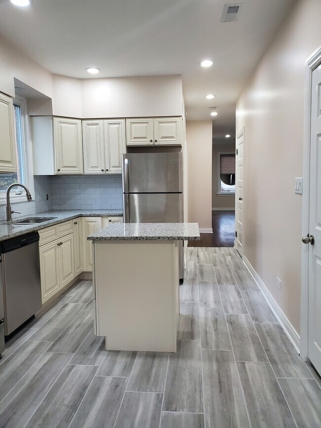 Photo - 4130 N Monticello Ave