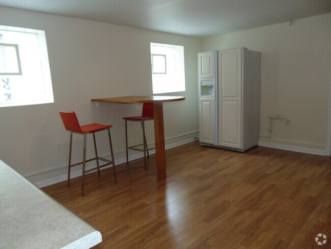 Building Photo - 943 W 33rd Pl Unit G Rental