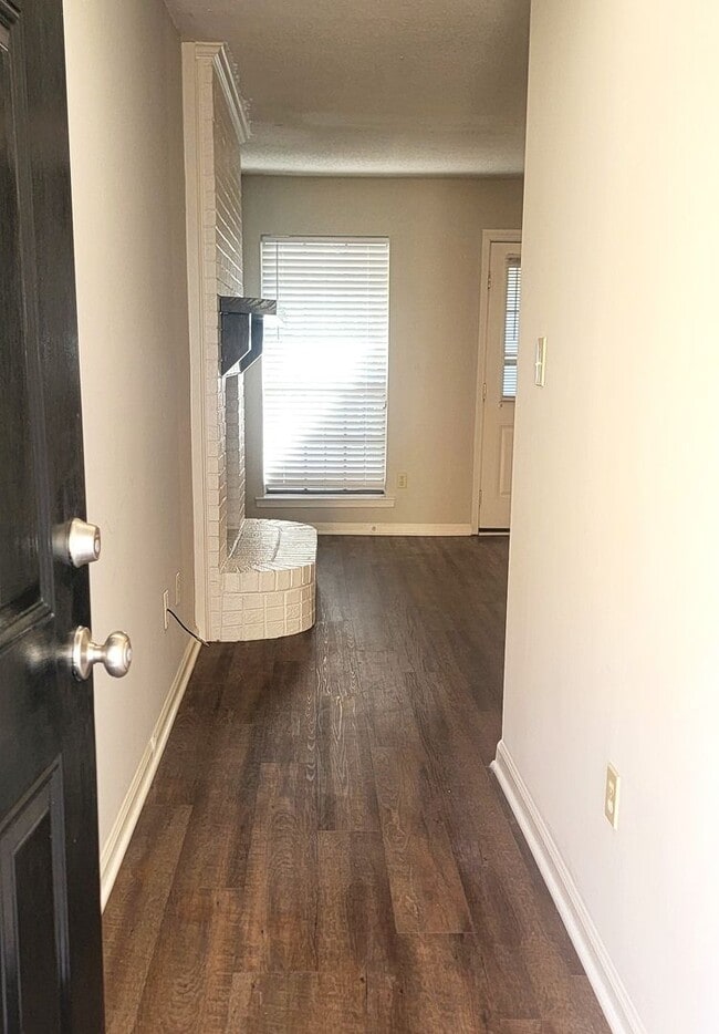 Photo - Adorable UPDATED 2-Bedroom, 2-Bathroom Tow...