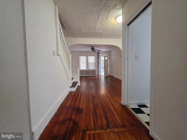 Photo - 921 Revere Ave