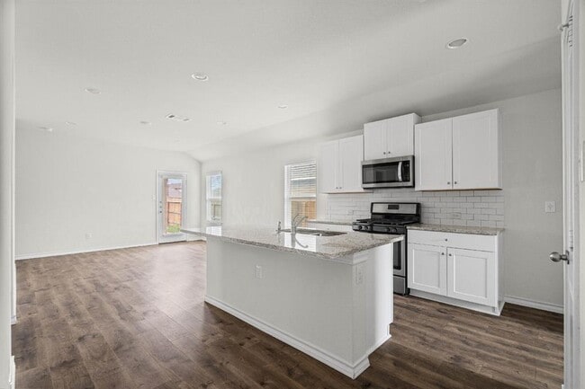 Photo - 388 Arbor Hills