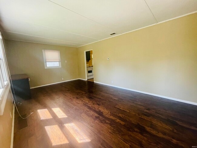 Photo - 416 S Eastside Dr