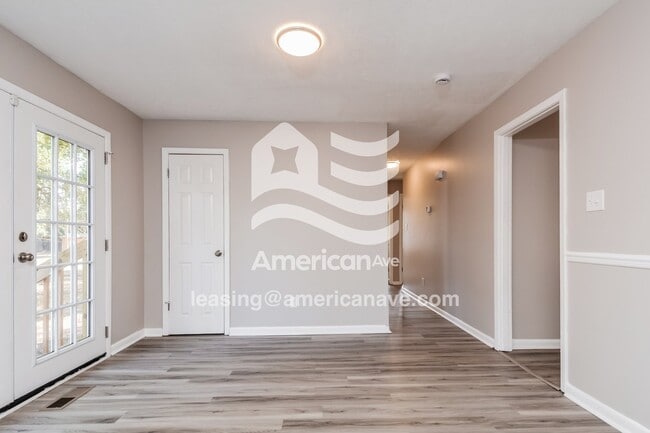 Photo - 620 N Jackson St