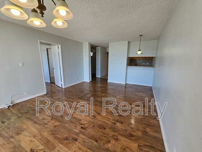 Photo - 2439 Kapiolani Blvd Unit APT 1403