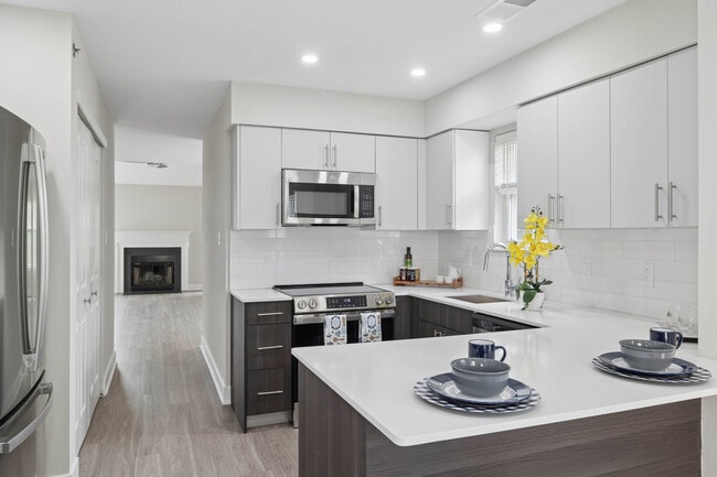 Photo - Exeter Village Apartments
