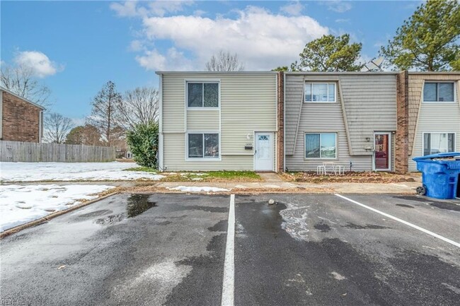 Photo - 1220 Green Cedar Ln Townhome