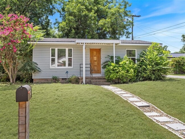 Photo - 426 S Ponca Ave